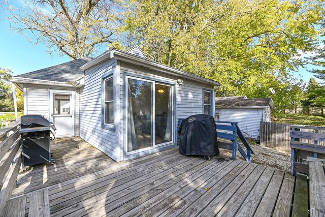 30119 Moccasin DRIVE, Burlington, WI 53105