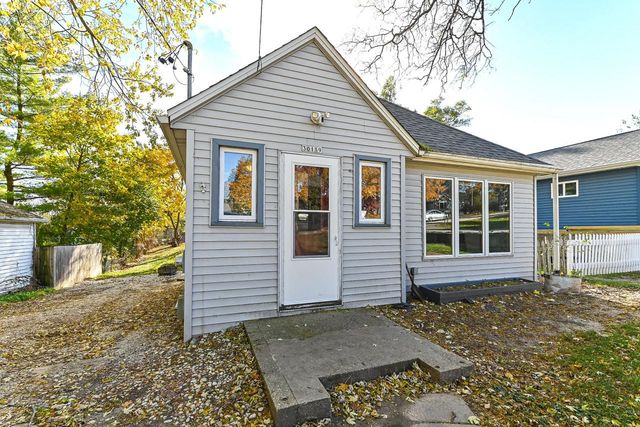 30119 Moccasin DRIVE, Burlington, WI 53105