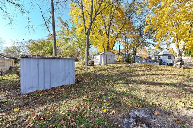 30119 Moccasin DRIVE, Burlington, WI 53105