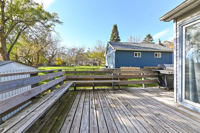 30119 Moccasin DRIVE, Burlington, WI 53105