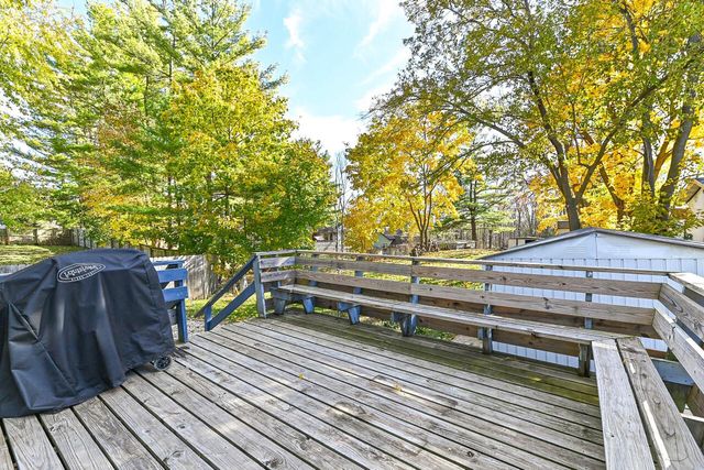 30119 Moccasin DRIVE, Burlington, WI 53105