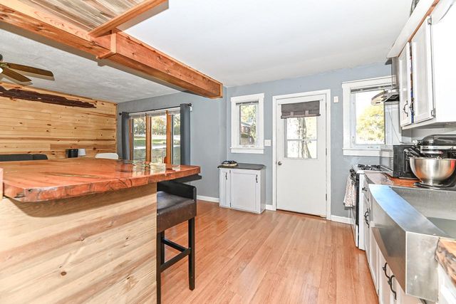 30119 Moccasin DRIVE, Burlington, WI 53105