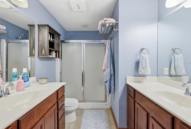 302 CARLY Circle, Council Bluffs, IA 51503