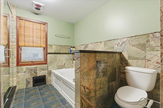 10160 W Fairbanks Avenue, Beach Park, IL 60099