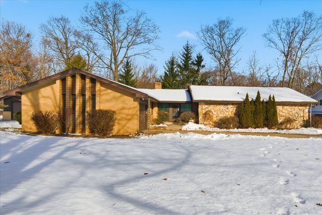 10160 W Fairbanks Avenue, Beach Park, IL 60099