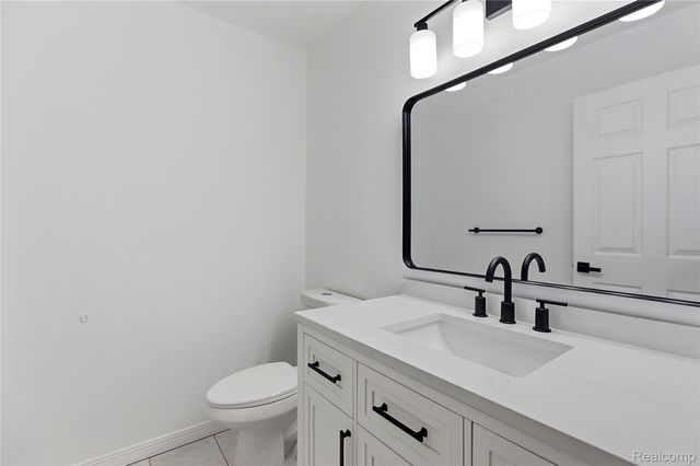 15019 Kelly Court, Shelby Charter Township, MI 48315