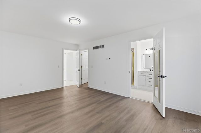 15019 Kelly Court, Shelby Charter Township, MI 48315