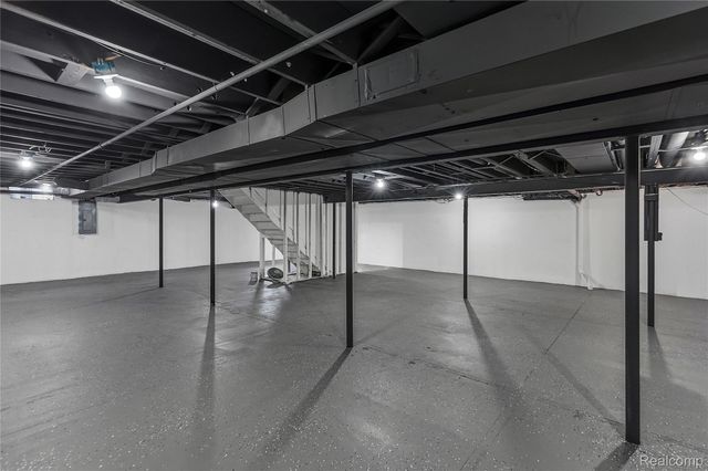 15019 Kelly Court, Shelby Charter Township, MI 48315