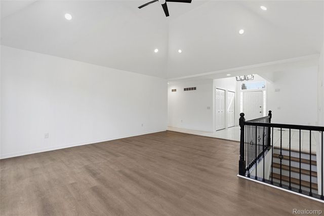 15019 Kelly Court, Shelby Charter Township, MI 48315