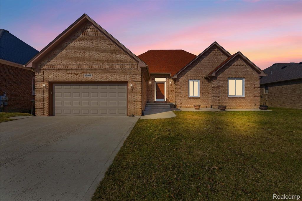 15019 Kelly Court, Shelby Charter Township, MI 48315