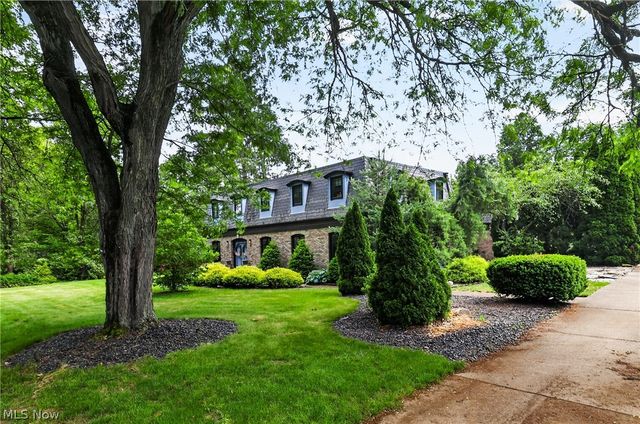 3875 Fairway Drive, Canfield, OH 44406
