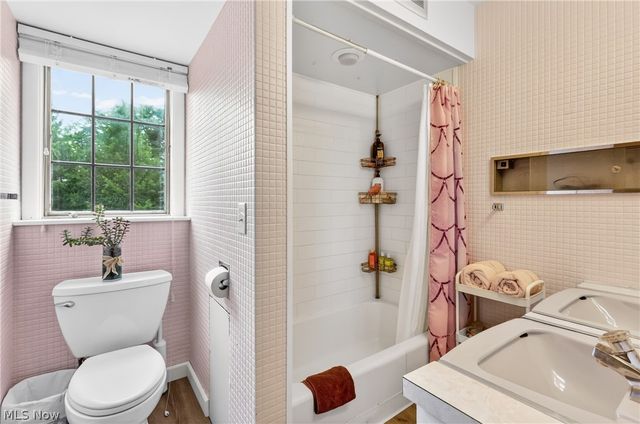 3875 Fairway Drive, Canfield, OH 44406