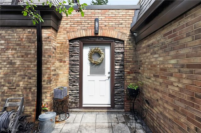 3875 Fairway Drive, Canfield, OH 44406