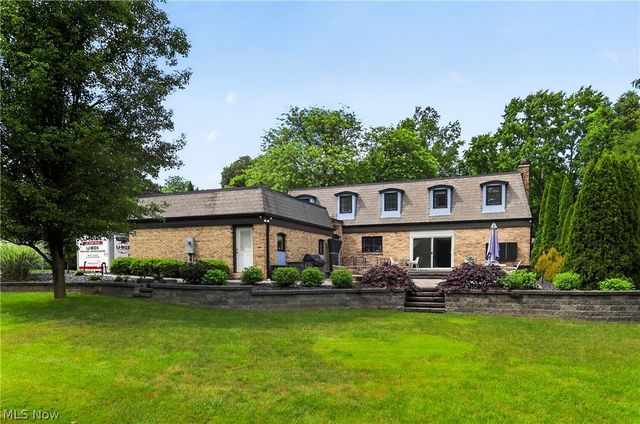 3875 Fairway Drive, Canfield, OH 44406
