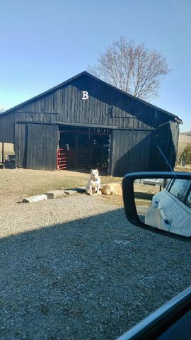 135 Lovette Lane, Harrodsburg, KY 40330