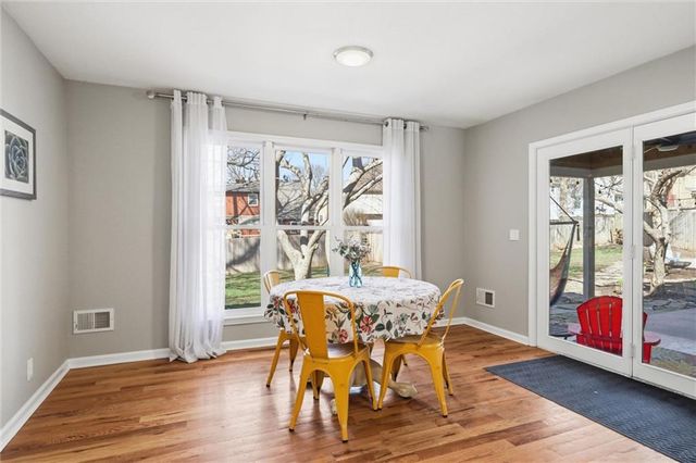 11612 W 100th Street, Overland Park, KS 66214