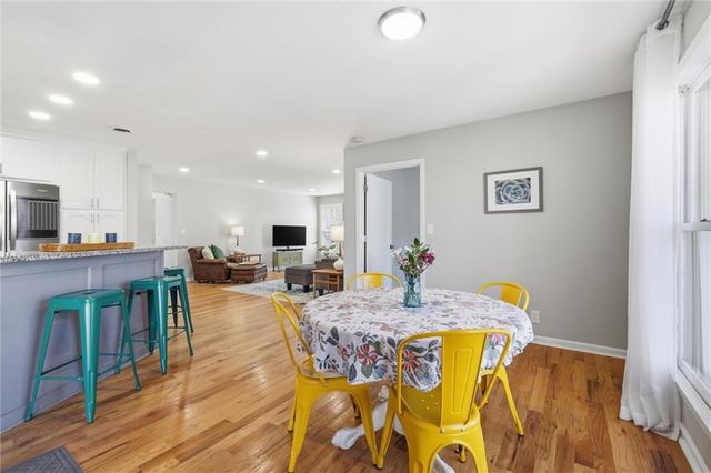 11612 W 100th Street, Overland Park, KS 66214