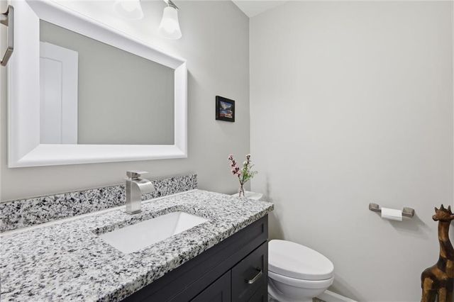 11612 W 100th Street, Overland Park, KS 66214