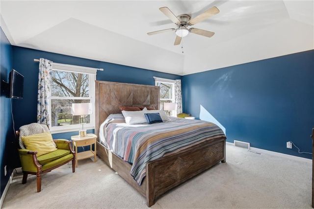 11612 W 100th Street, Overland Park, KS 66214