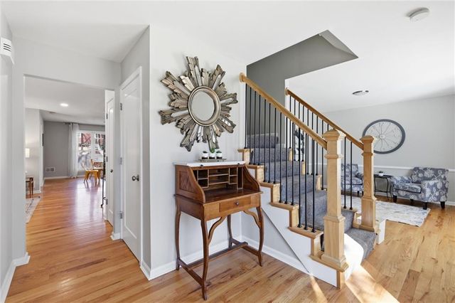 11612 W 100th Street, Overland Park, KS 66214