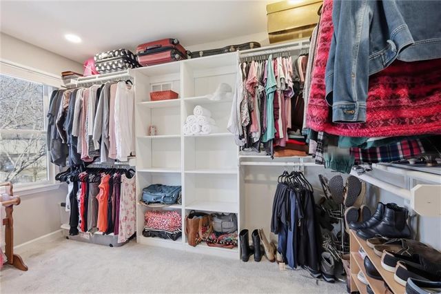 11612 W 100th Street, Overland Park, KS 66214