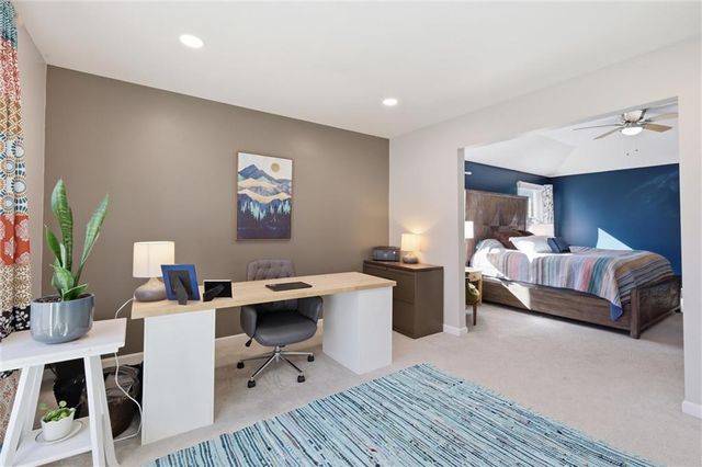 11612 W 100th Street, Overland Park, KS 66214