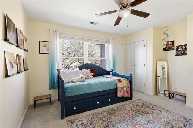 11612 W 100th Street, Overland Park, KS 66214