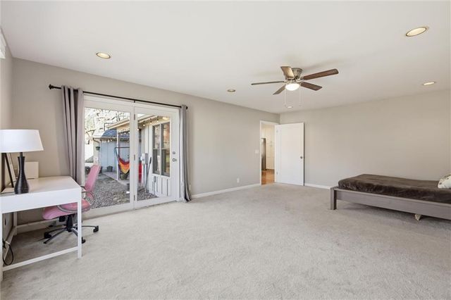 11612 W 100th Street, Overland Park, KS 66214