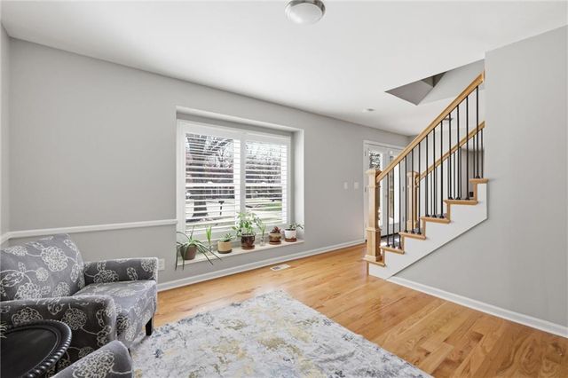 11612 W 100th Street, Overland Park, KS 66214