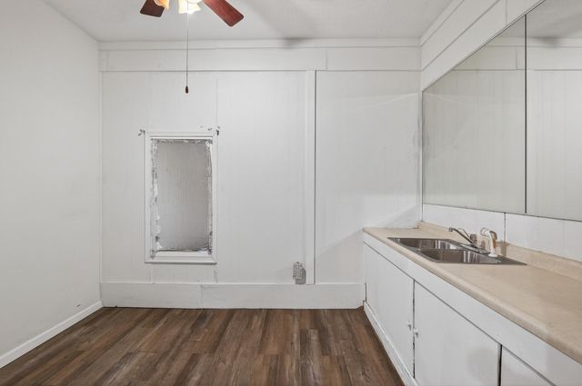 3211 N 2nd Street, Minneapolis, MN 55412