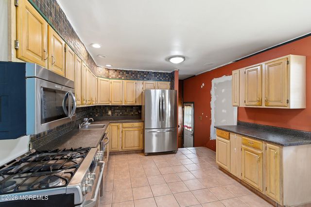 3 Xavier Drive, Jackson, NJ 08527