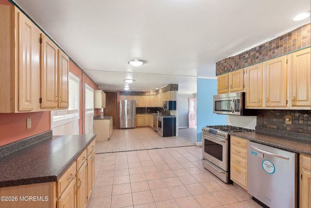 3 Xavier Drive, Jackson, NJ 08527