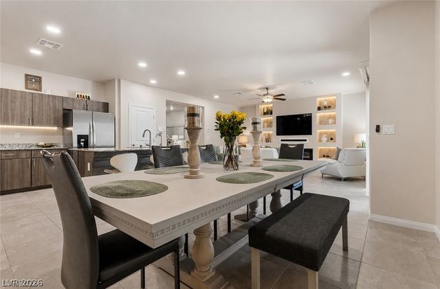 3759 North Andorian Avenue, North Las Vegas, NV 89084
