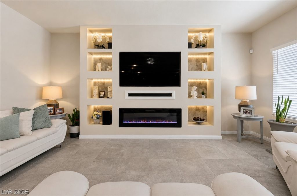 3759 North Andorian Avenue, North Las Vegas, NV 89084