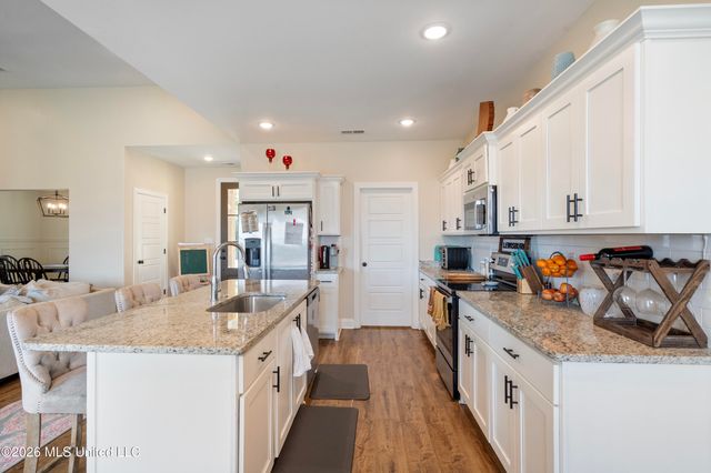 2112 Laughter Road, Nesbit, MS 38651