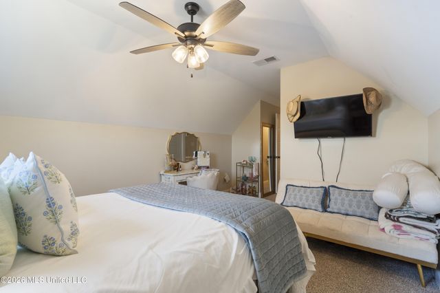 2112 Laughter Road, Nesbit, MS 38651