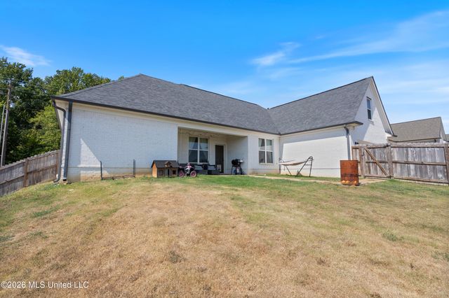 2112 Laughter Road, Nesbit, MS 38651