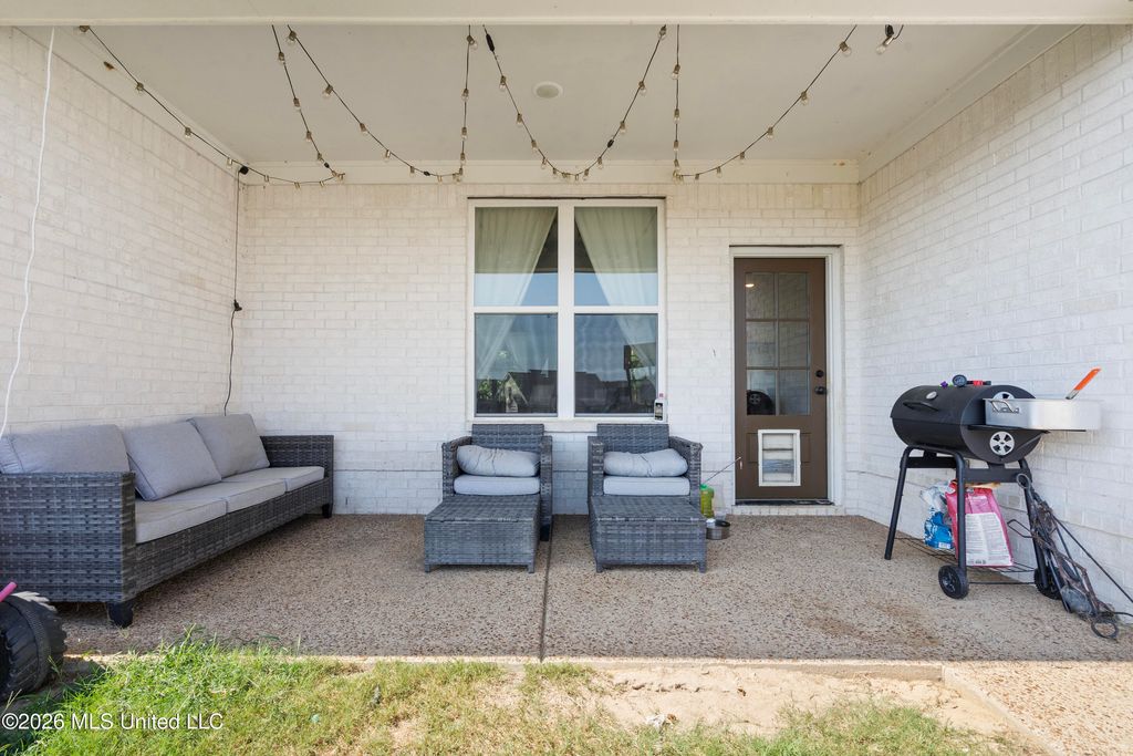 2112 Laughter Road, Nesbit, MS 38651 — photo 5