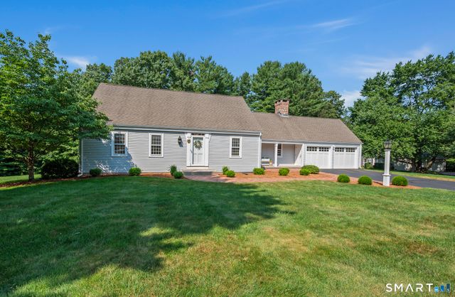 111 Pennywise Lane, Glastonbury, CT 06033