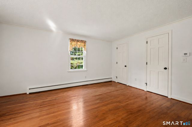 111 Pennywise Lane, Glastonbury, CT 06033