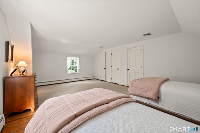 111 Pennywise Lane, Glastonbury, CT 06033
