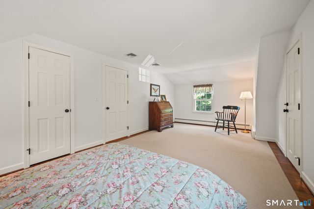 111 Pennywise Lane, Glastonbury, CT 06033
