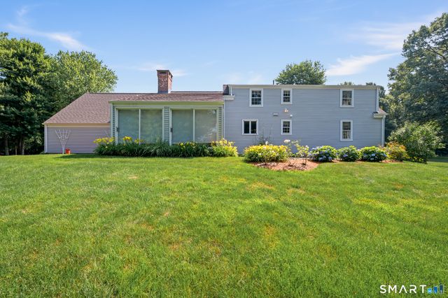 111 Pennywise Lane, Glastonbury, CT 06033
