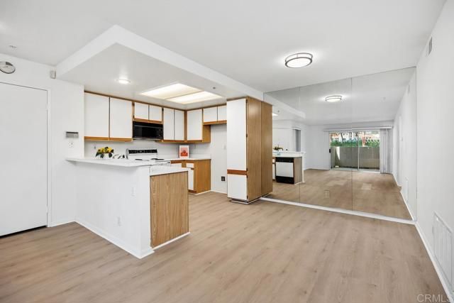 2800 Keller Dr. 306, Tustin, CA 92782