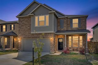 180 Outlaw DR, Jarrell, TX 76537