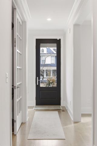 1774 Girard Avenue S, Minneapolis, MN 55403