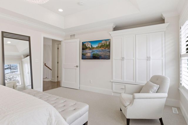 1774 Girard Avenue S, Minneapolis, MN 55403