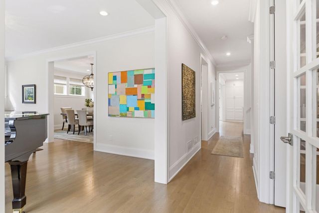 1774 Girard Avenue S, Minneapolis, MN 55403