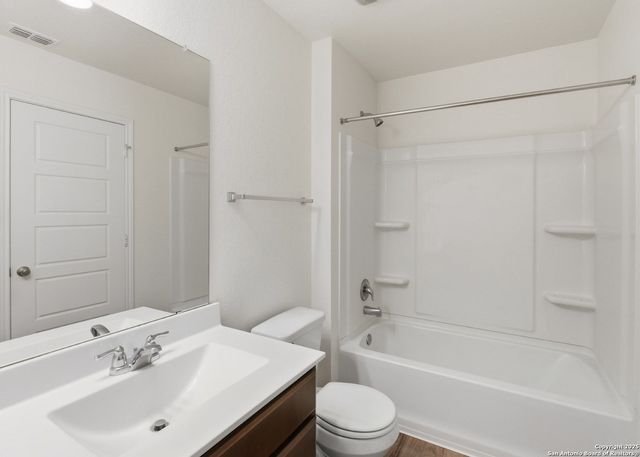 245 BLACKTAIL DR, New Braunfels, TX 78130