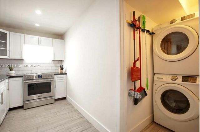 3675 SW 26th St, Miami, FL 33133